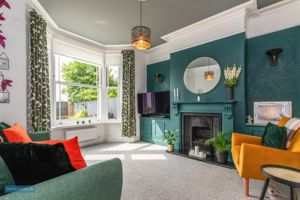 Sitting Room- click for photo gallery